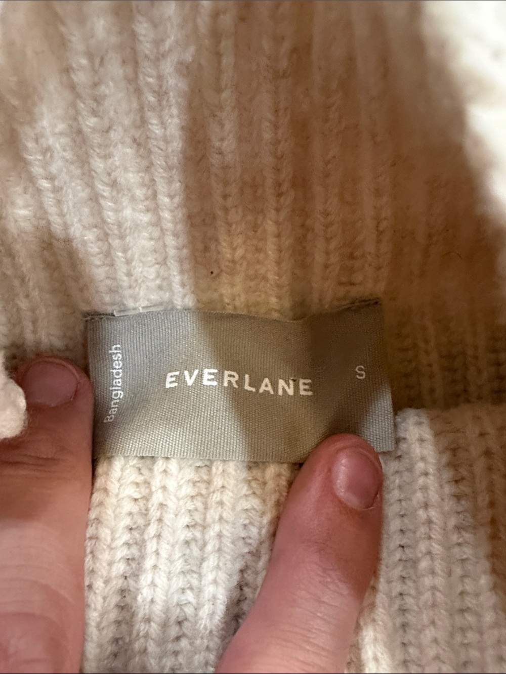 Everlane Cream Ribbed Turtleneck Pullover with wide sleeves - Picture 2 of 4
